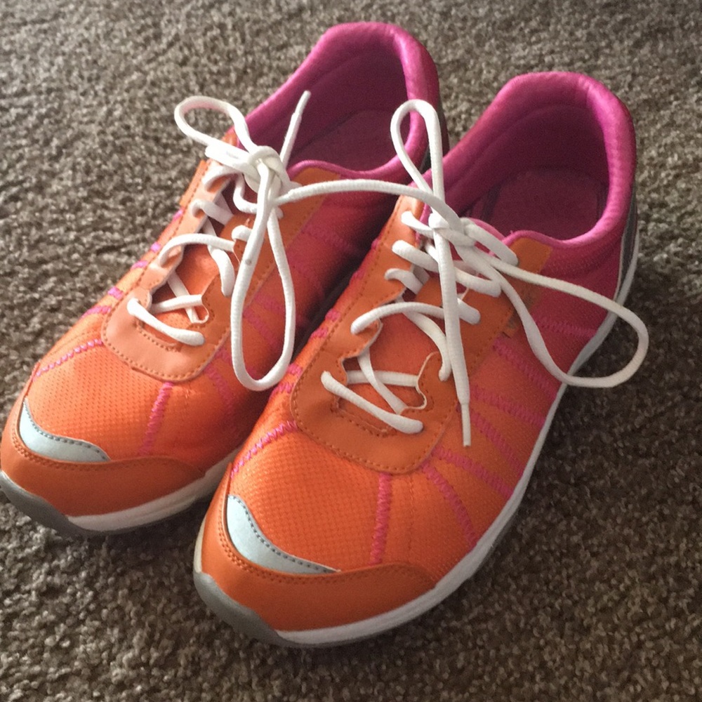 Vionic pink and orange shoes. Look like new!!